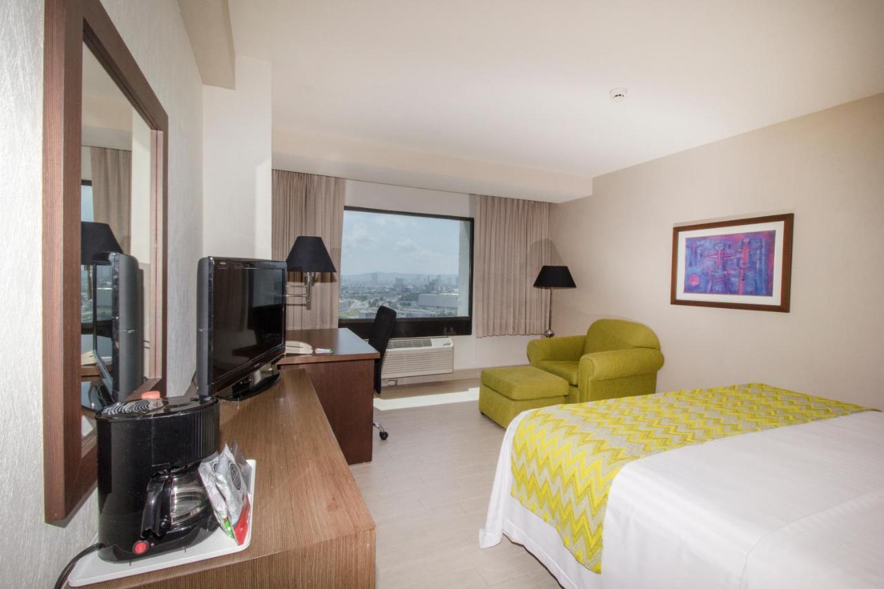 Holiday Inn Puebla La Noria By Ihg Экстерьер фото